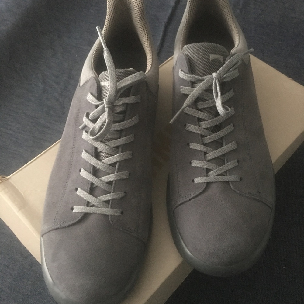 Camper grey suede shoes